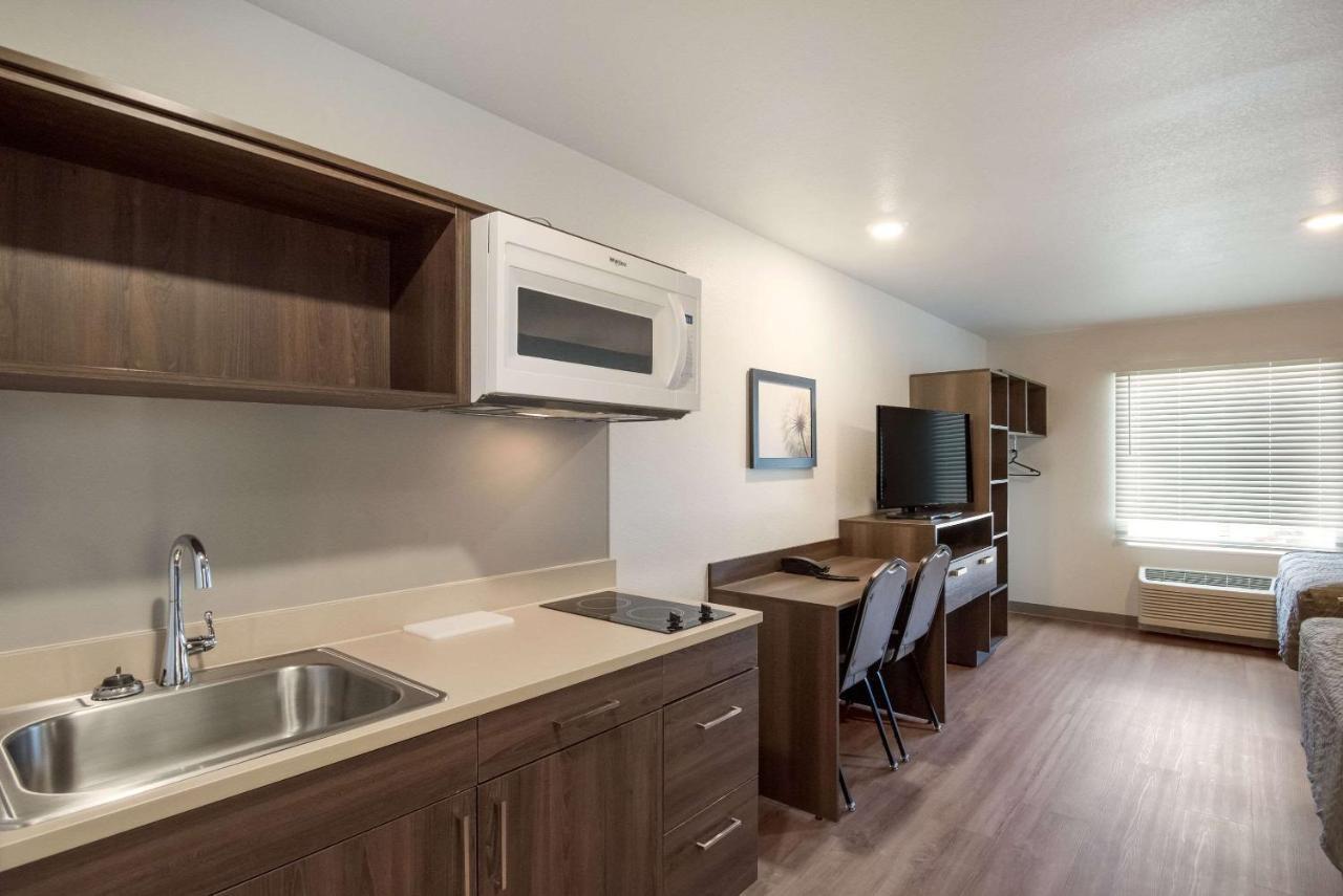 Woodspring Suites Colorado Springs North - Air Force Academy Bagian luar foto