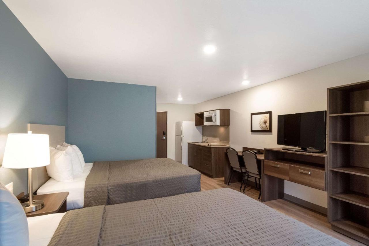 Woodspring Suites Colorado Springs North - Air Force Academy Bagian luar foto